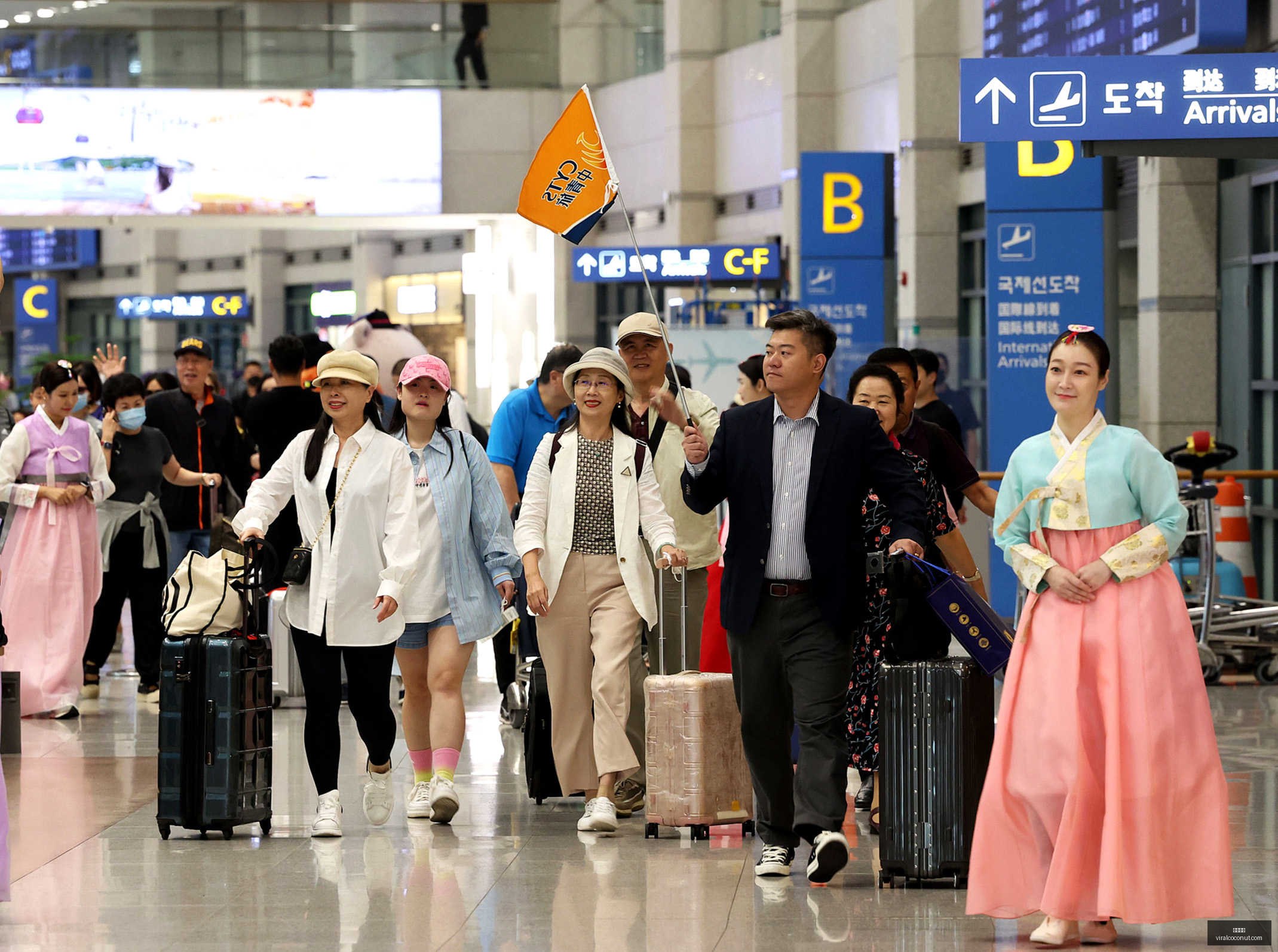 金卡戴珊上,海亲临,独家内衣品,开云全站官网,开云全站,开云体育,开云代理,开云平台